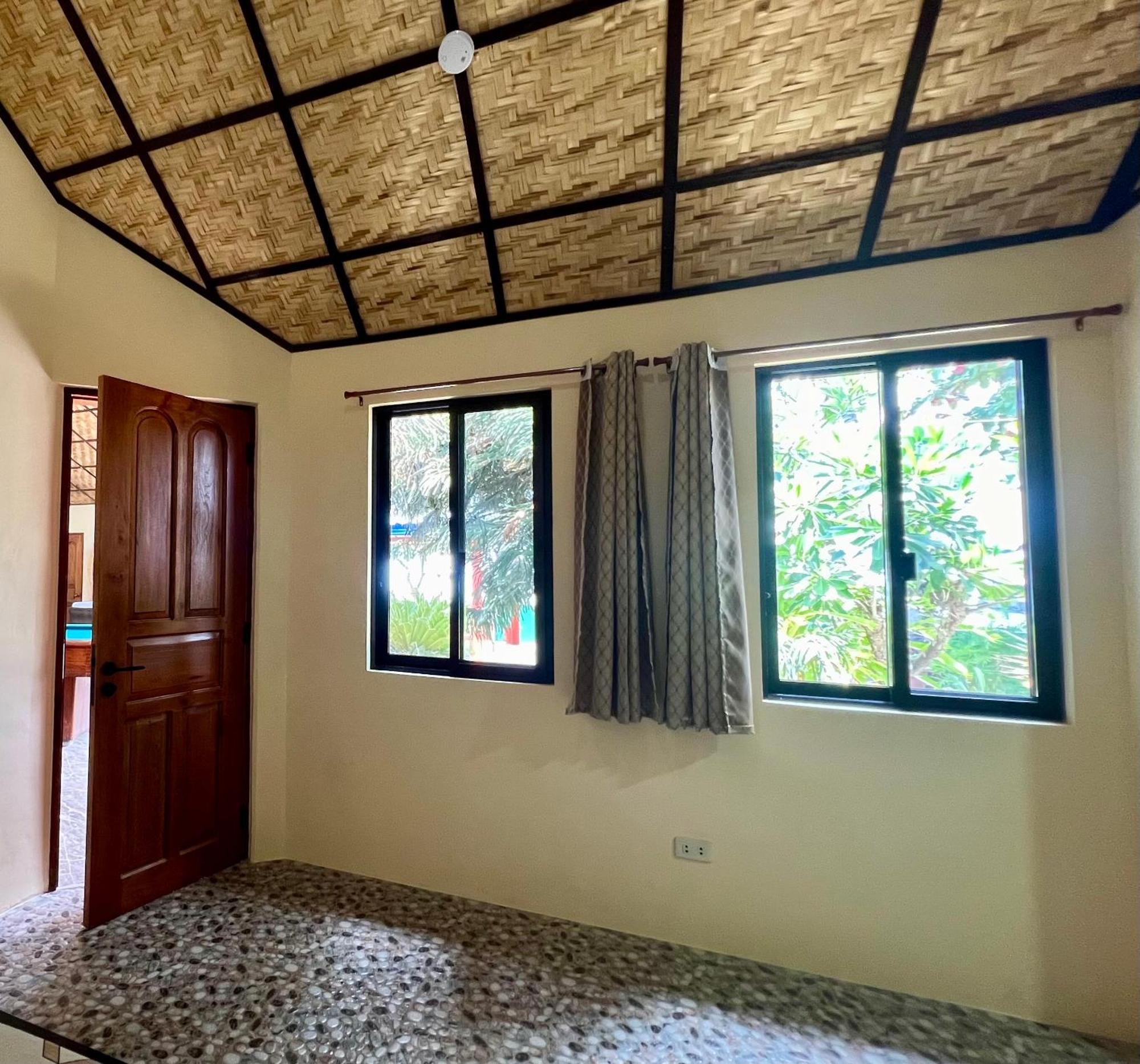 Bamboo Paradise Beach Resort Argao Екстериор снимка